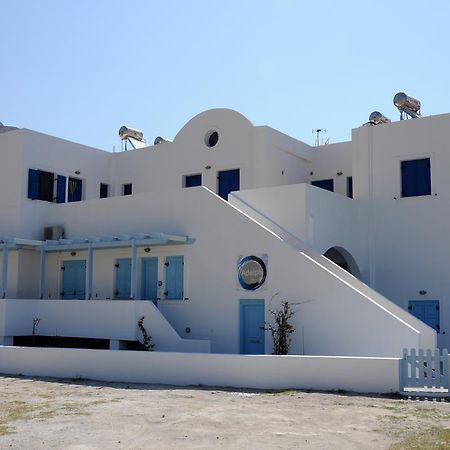 Adelphi Apartments Perissa  Bagian luar foto