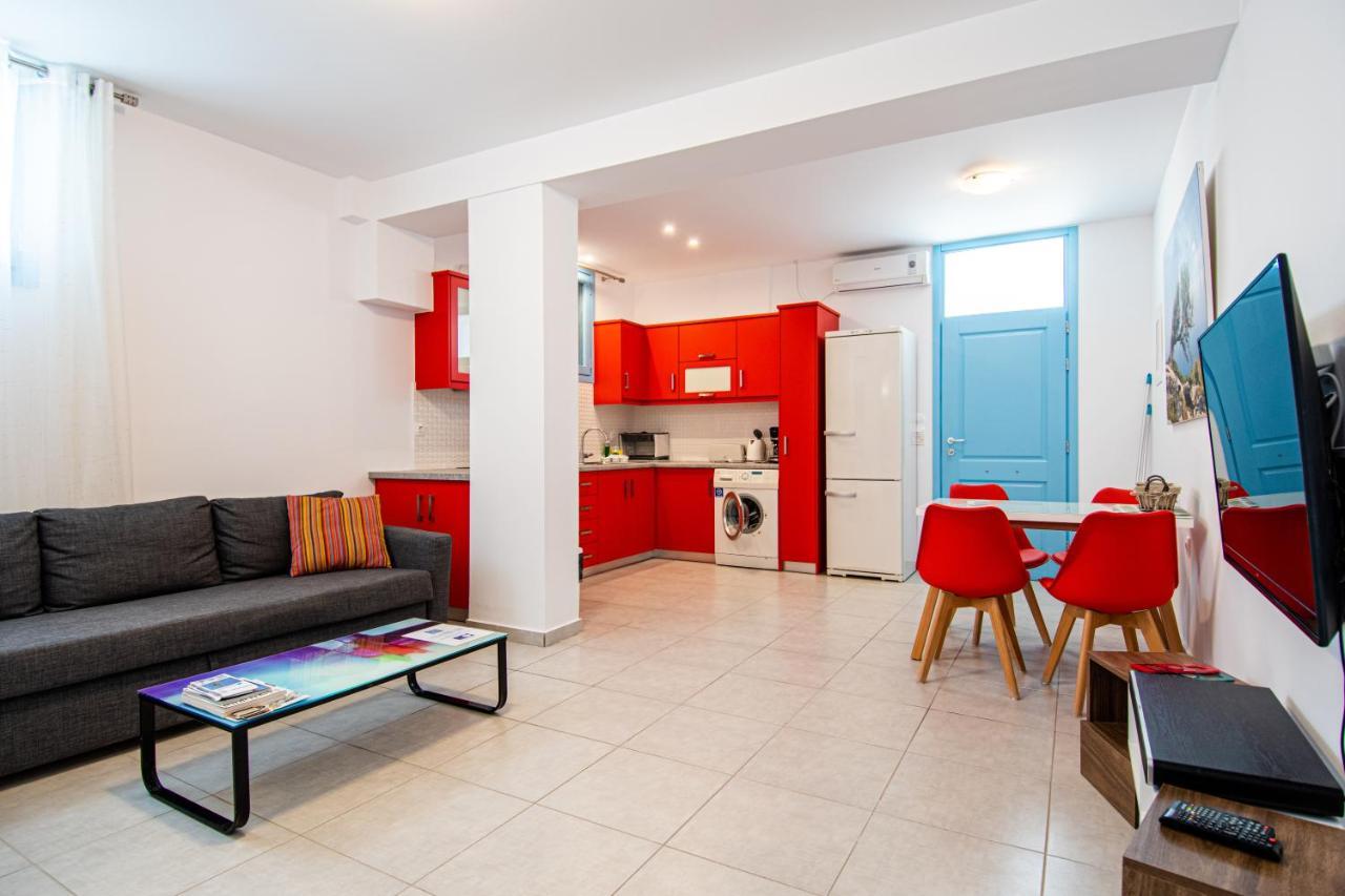 Adelphi Apartments Perissa  Bagian luar foto