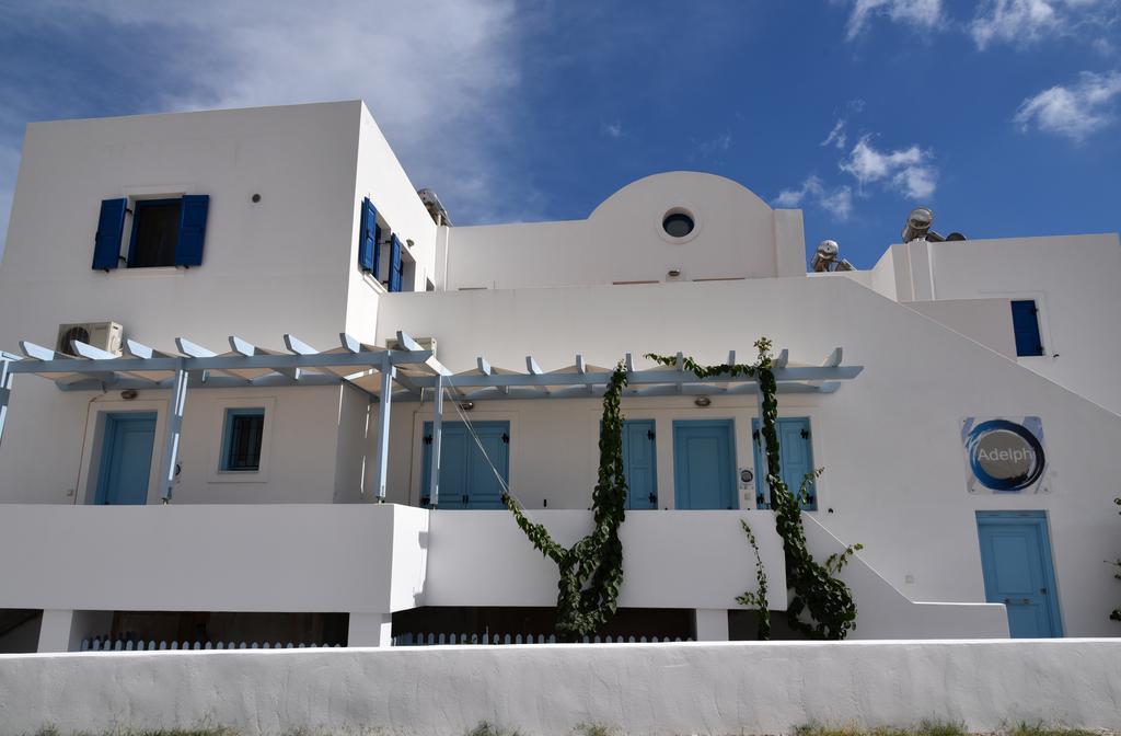 Adelphi Apartments Perissa  Bagian luar foto