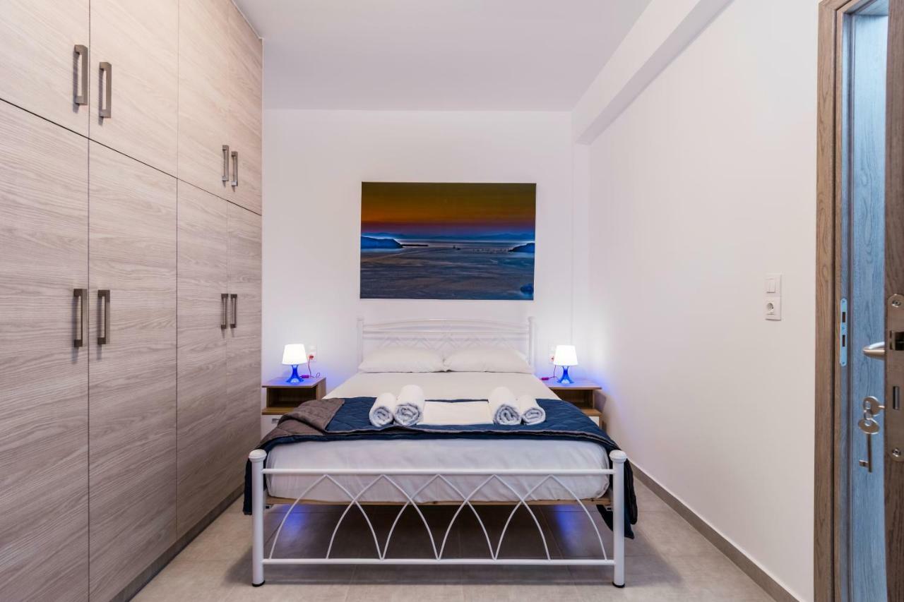 Adelphi Apartments Perissa  Bagian luar foto