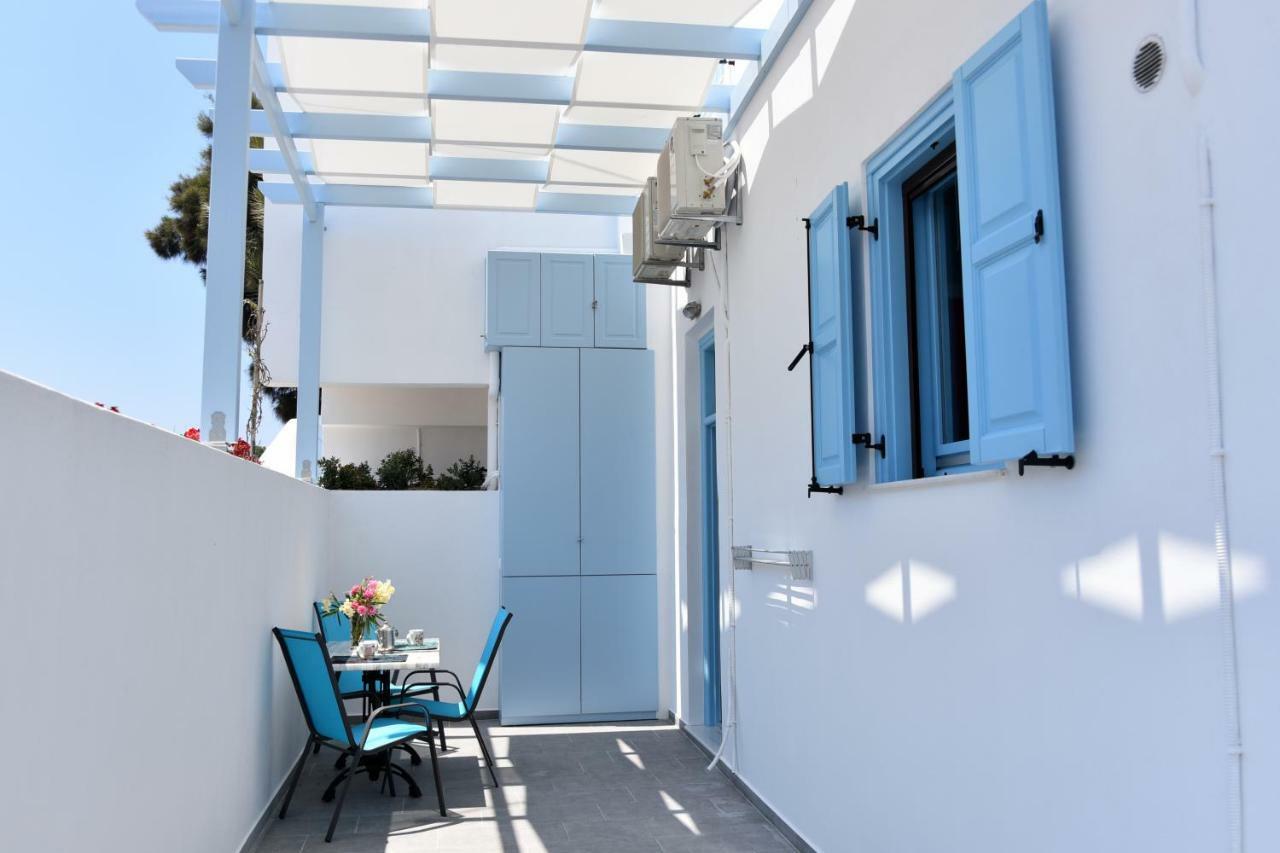 Adelphi Apartments Perissa  Bagian luar foto